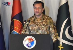 ریاست پاکستان مقدم، ایک شخص خواہشات کے اندھے پن میں نیشنل سکیورٹی تھریٹ بن چکا ہے۔ڈی جی آئی ایس پی آر