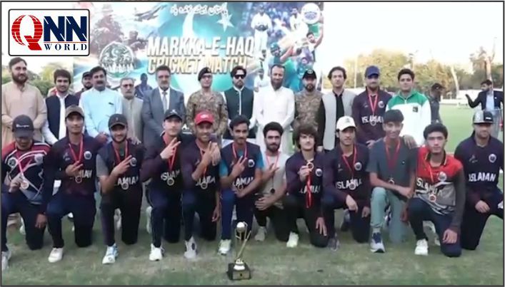 اسلامیہ کالج پشاور میں دوستانہ کرکٹ میچ؛ طلبہ اور پاک فوج کی والہانہ محبت