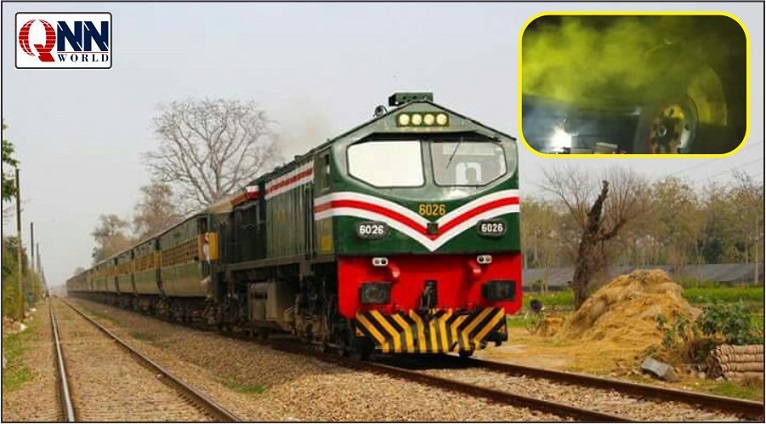 شہدادپور: ریلوے پھاٹک کھلا ہونے کے باعث ٹرین کی مزدا ٹرک کو ٹکر، ڈرائیور جاں بحق