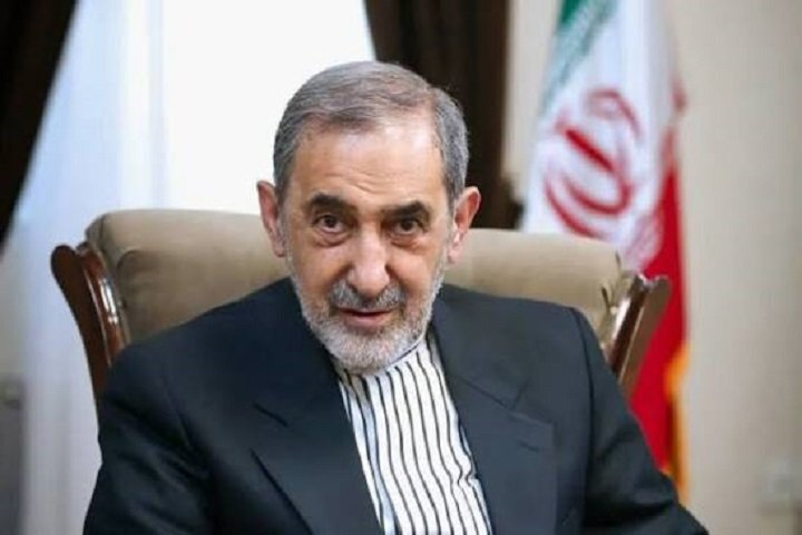 بحرین اپنی حدود میں رہے، ایران کو سخت فیصلوں پر مجبور نہ کرے: علی اکبر ولایتی