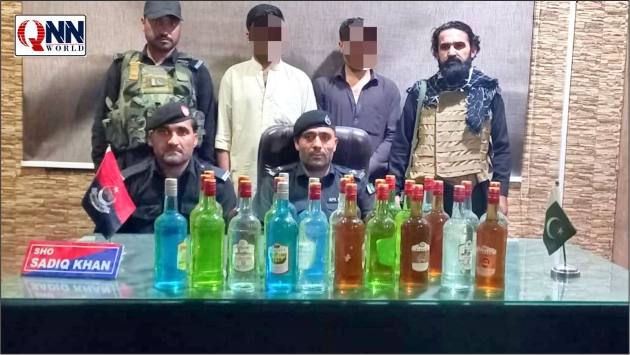 لنڈی کوتل کے دو سمگلر موٹر سائیکل سمیت دھر لیے گئے