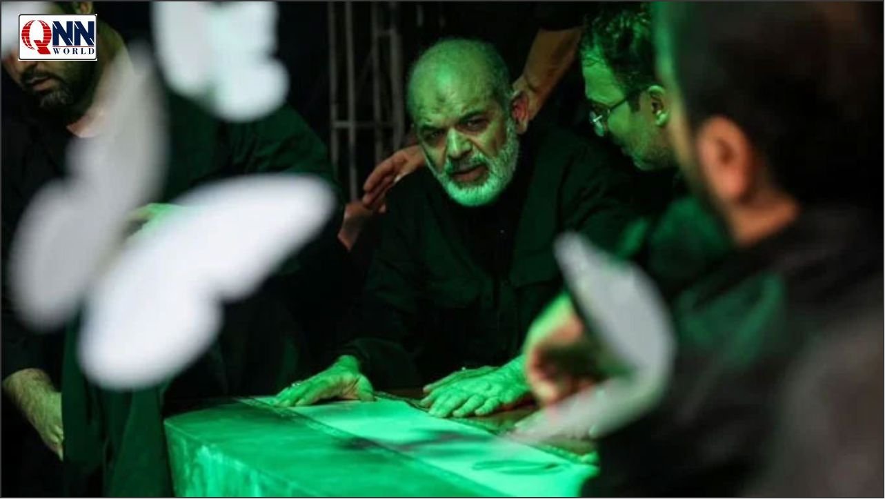آیت اللہ خامنہ ای کی آخری رسومات کی تقریب میں احمد واحدی کی پہلی عوامی شرکت