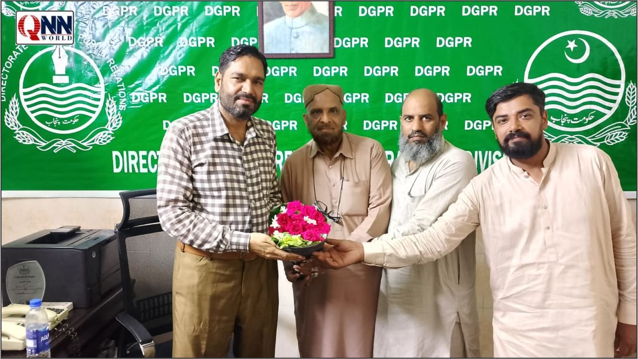 بیوروچیف کیو این این ورلڈ سمیت وفد کی ڈائریکٹر تعلقاتِ عامہ منور حسین سے ملاقات