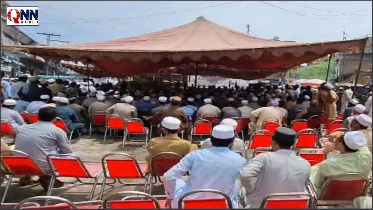 پاک افغان تجارت کی بندش کے خلاف لنڈیکوتل میں احتجاج